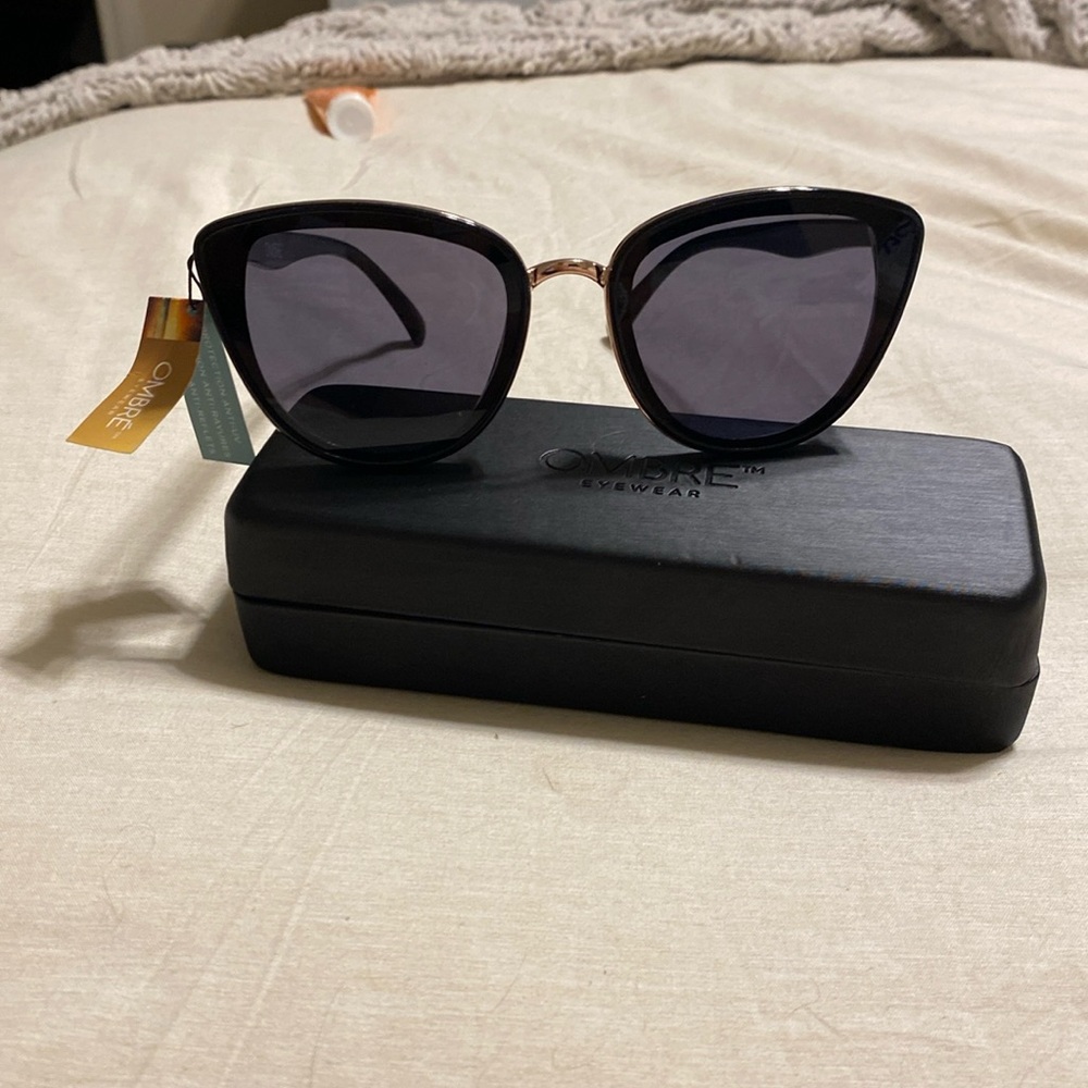Ombre’ cat eye NWT sunglasses